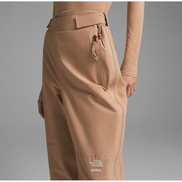 NWT SKIMS X The North Face Woven Seam Taped Pants | Ochre | Size Medium - Picture 5 of 6
